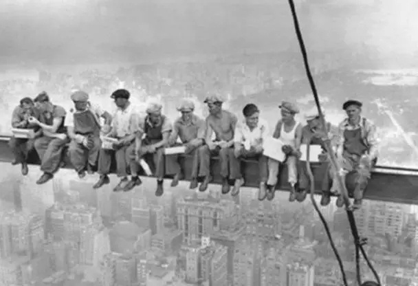 “玻璃大王”曹德旺在美国可摊上事了,10亿美金建厂却换来了指责、游行、罚款...-江西财智名家论坛 “玻璃大王”曹德旺在美国可摊上事了,10亿美金建厂却换来了指责、游行、罚款...-江西财智名家论坛