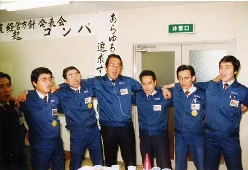 1505873773156982.png blob.png