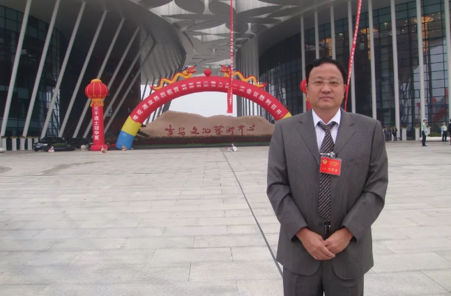 1516608173438904.png blob.png